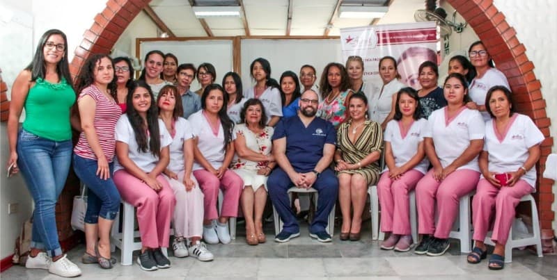 Alenit Peru - Escuela