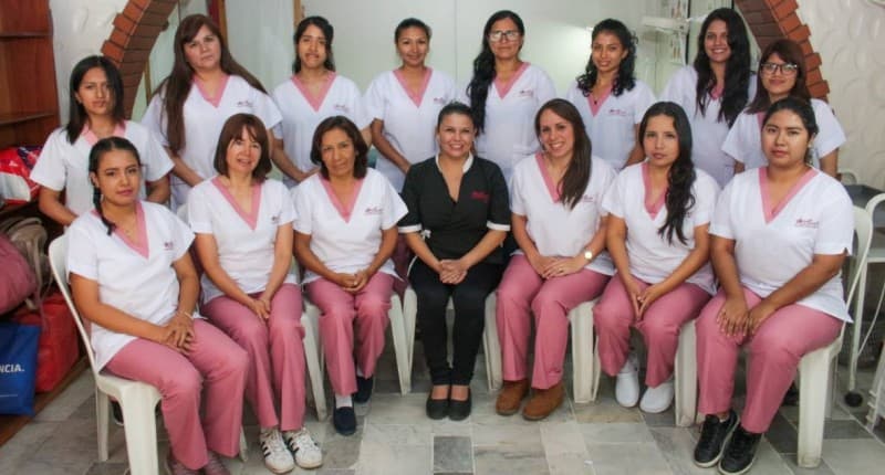 Alenit Peru - Escuela